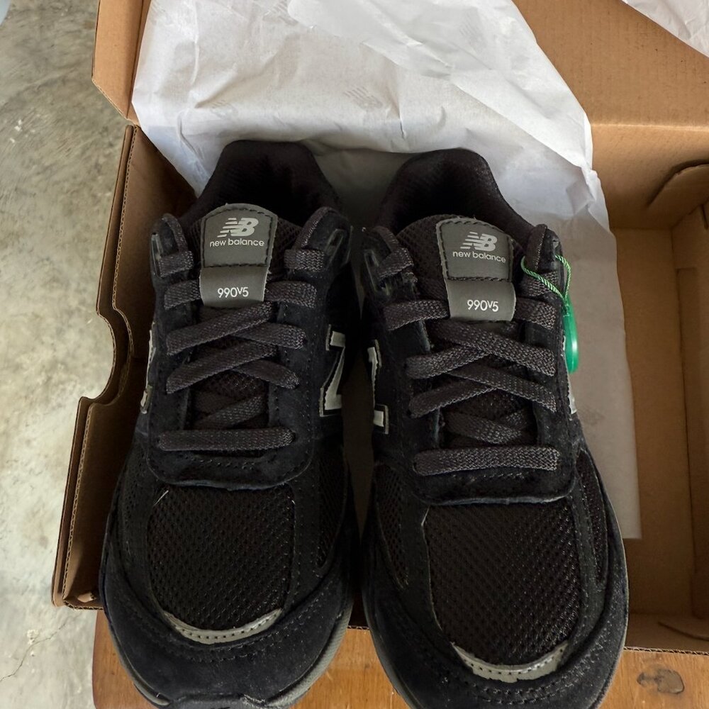 Little Kid New Balance Size 13M (Black/Grey)
